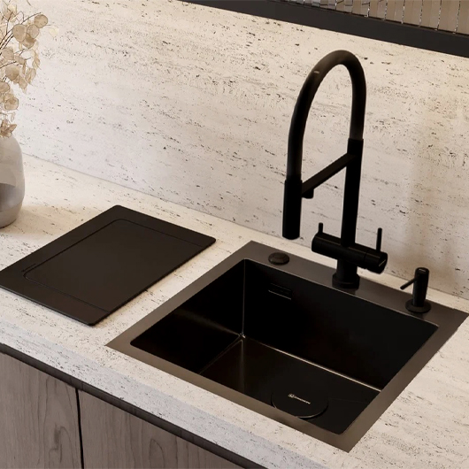 Дозатор Omoikiri OM-02-P BL черный (4975018)