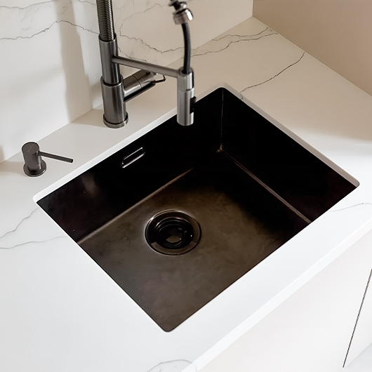 Дозатор Omoikiri OM-03 GM вороненая сталь (4995043)