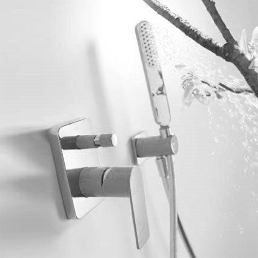 Душевая система TRES Loft 20018080 (хром)