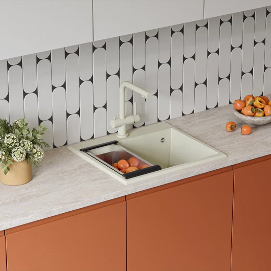 Смеситель для кухни Omoikiri Nagano BE-P ваниль (4974044)