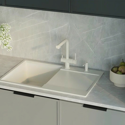 Смеситель для кухни Omoikiri Nagano WH-P белый (4974054)