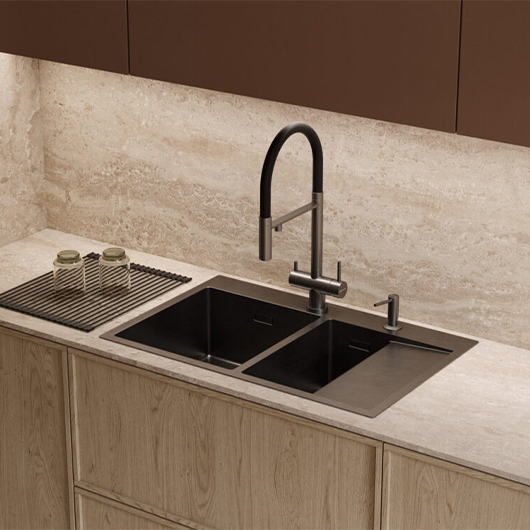 Смеситель для кухни Omoikiri Kanto GM-BL вороненая сталь / черный (4994605)