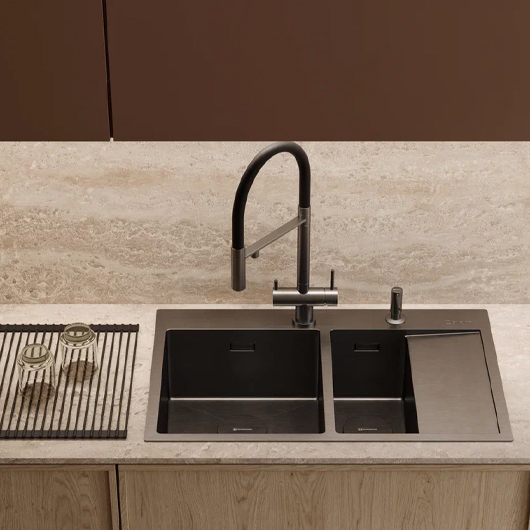 Смеситель для кухни Omoikiri Kanto GM-BL вороненая сталь / черный (4994605)